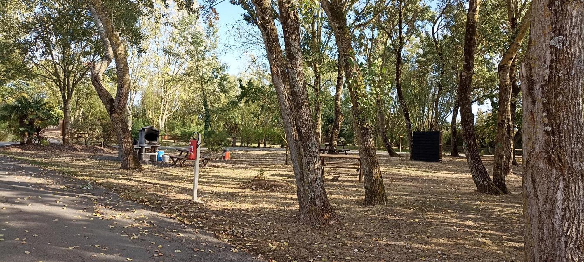 Mobilhome L'Oasis Camping Le Clos Cottet Angles  Eksteriør billede